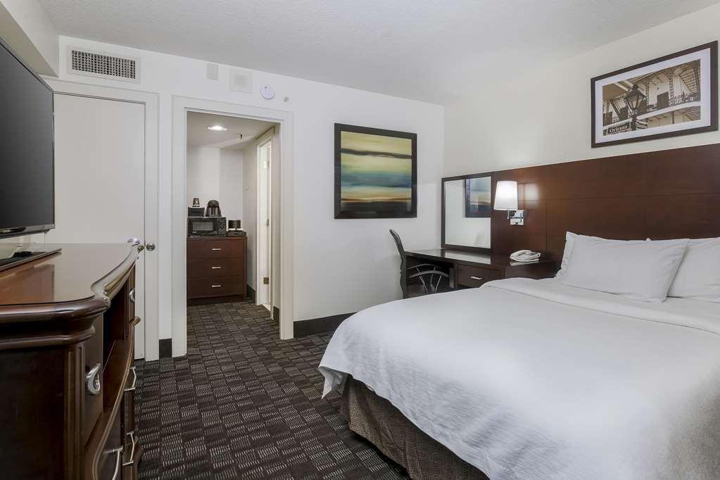 Embassy By Hilton Convention Center 3*